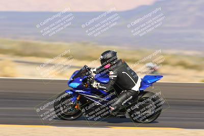 media/Dec-17-2022-SoCal Trackdays (Sat) [[224abd9271]]/Turn 12 Inside Distant (1025am)/